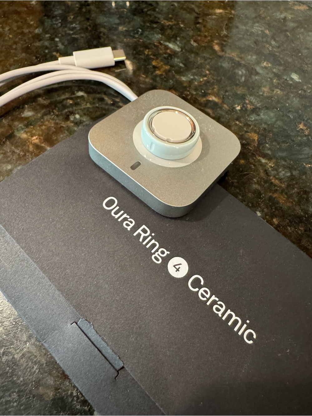 Oura Ring Gen 4 Ceramic Smart Ring in Tide Blue - Size 5 - Picture 4 of 6